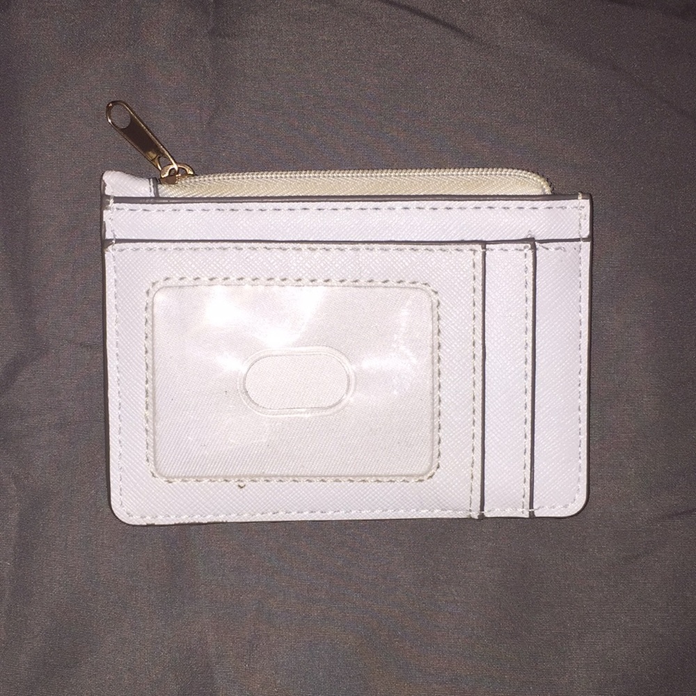 Cute small wallet 💙